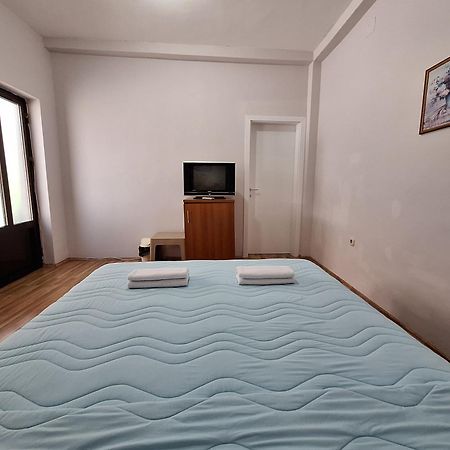 Studio Apartments Oleg 奥赫里德 外观 照片