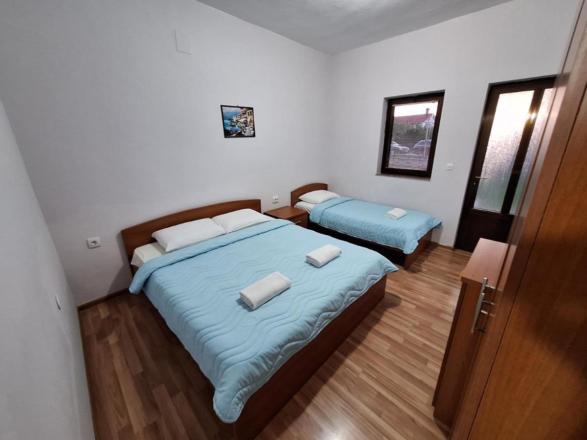 Studio Apartments Oleg 奥赫里德 外观 照片