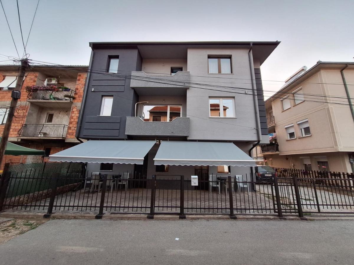 Studio Apartments Oleg 奥赫里德 外观 照片